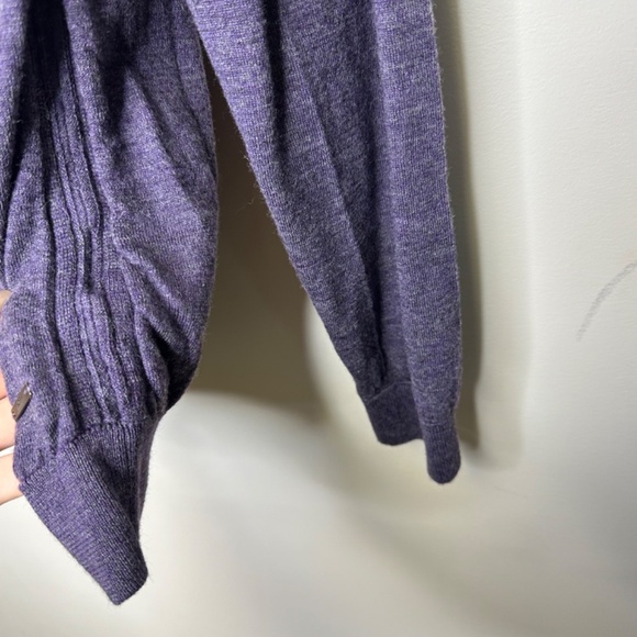 Hugo Boss Slim Fit Crewneck Cozy Knit Purple Sweater 100% Virgin Wool Size L - Picture 3 of 12